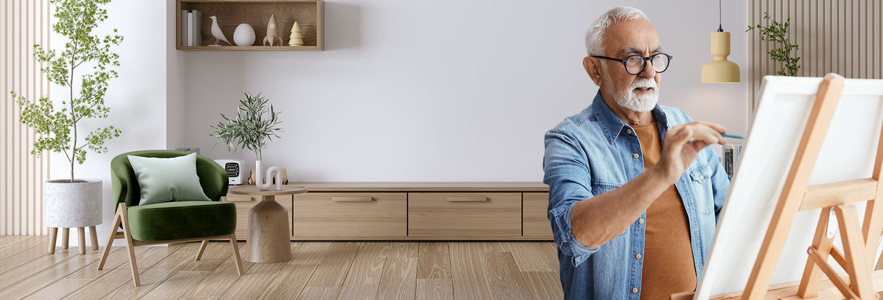 Elderly man paints a picture again thanks to DBS therapy